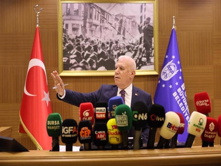 Bursa Büyükşehir Belediye Başkanı Mustafa Bozbey gözaltına alındı