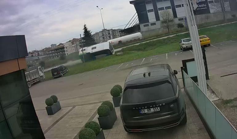 Samsunda otobüs yan yattı: 9’u öğrenci, 11 yaralı