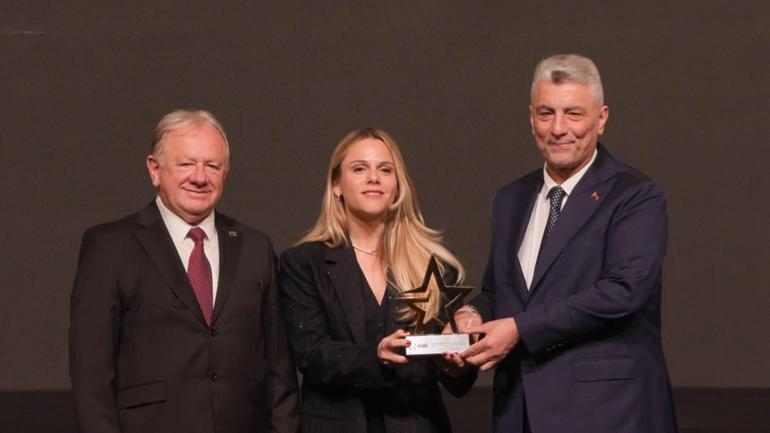 Bakan Bolat: Türk TIR şoförleri için 15 günlük transit geçiş vizesi sağlamış durumdayız