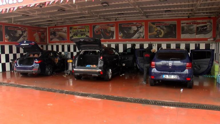 İstanbula çamur yağdı; oto yıkamacılarda yoğunluk yaşandı