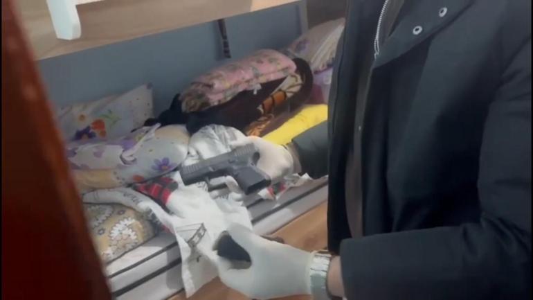 İstanbulda iş yerlerini kurşunlayarak haraç isteyen 8 şüpheli yakalandı