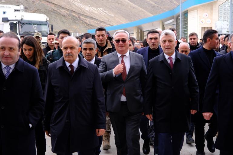 Bakan Bolat, mart ayı dış ticaret verilerini açıkladı