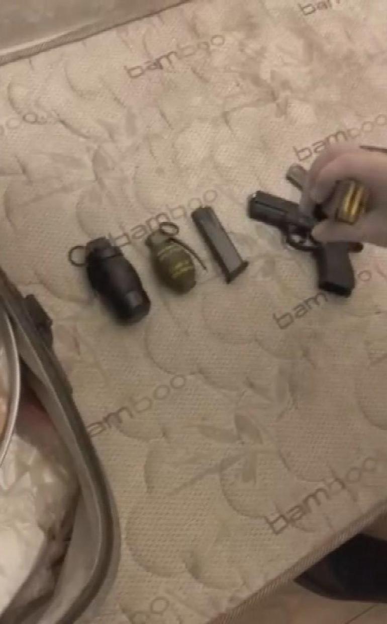 Esenyurtta uyuşturucu ve silah operasyonunda el bombası bulundu; 2 şüpheli tutuklandı