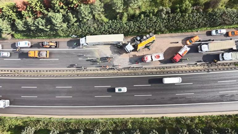 TEM’de 2 TIR, tanker ve otomobil çarpıştı: 2 ölü