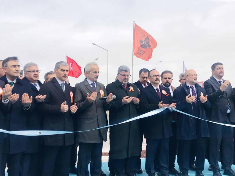 Bakan Uraloğlu: Biz laf değil eser üretiyoruz