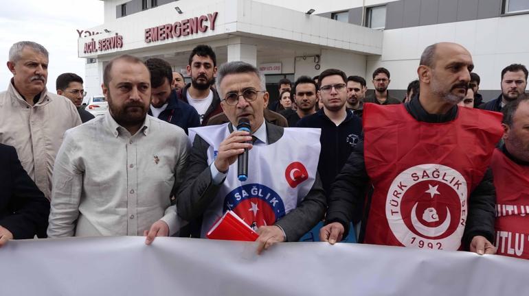 Bıçaklı kavgada yaralandı, kaldırıldığı hastanede tabancayla vuruldu