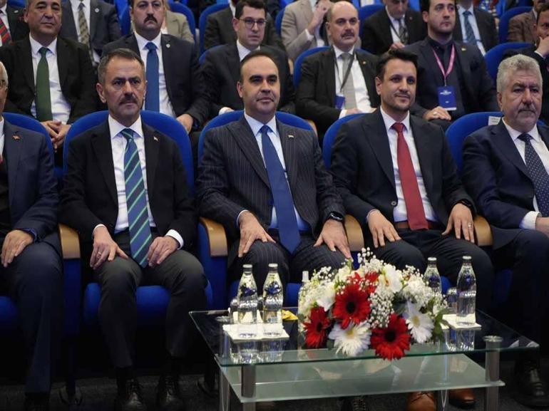 Bakan Kacır: Kimya sektöründe 935 milyar lira nitelikli yatırımın önünü açtık