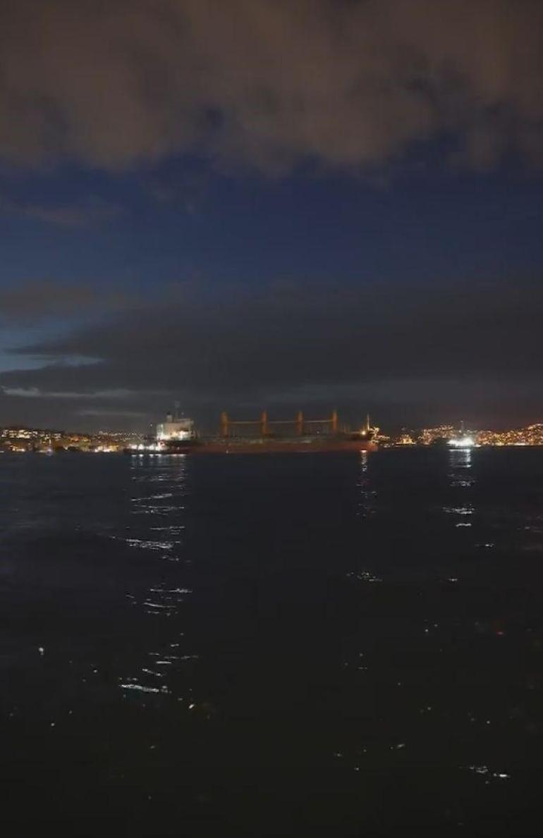 İstanbul Boğazında gemi arızası; trafik çift yönlü askıya alındı