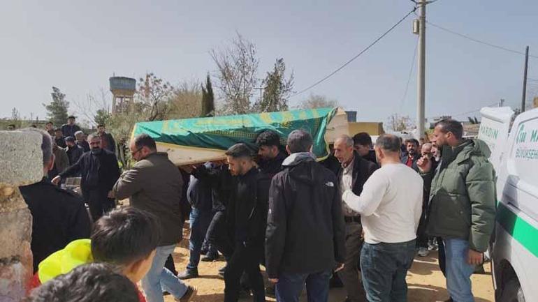 Mardinde ölü bulunan Alzheimer hastası kadın, toprağa verildi