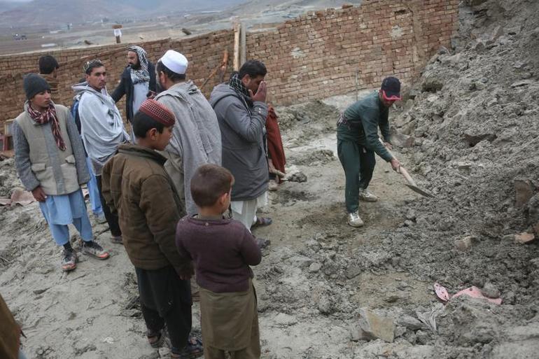 Afganistan’da meydana gelen 5.9 büyüklüğündeki depremde 8 kişi hayatını kaybetti