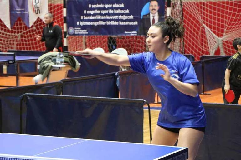 İşitme Engelliler Masa Tenisi Türkiye Şampiyonası Samsun’da başladı