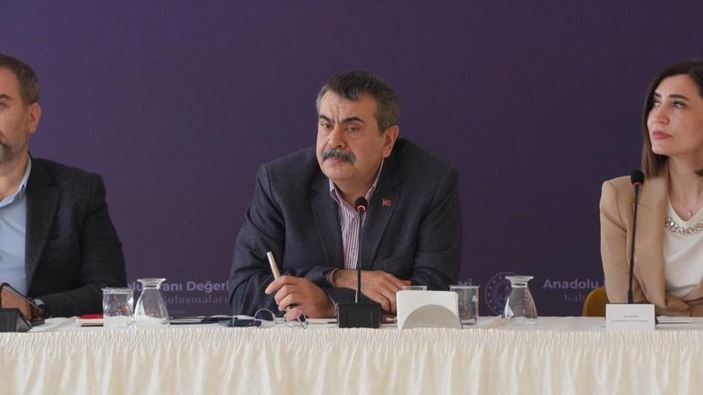 Bakan Tekin Anadolu İrfanı Değerleri Kahvaltı Buluşmalarına katıldı