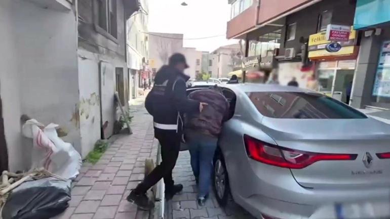 Fatih’te arkeolojik sit alanında define arayanlara suçüstü: 3 gözaltı