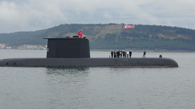 Dumlupınar Denizaltısı şehitleri anıldı