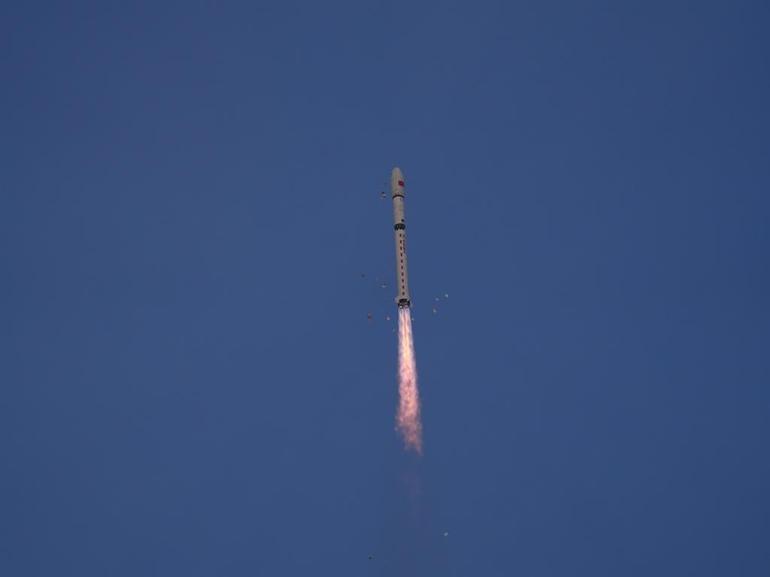 BAE: İranın bugün fırlattığı 23 balistik füze ve 56 İHA engellendi