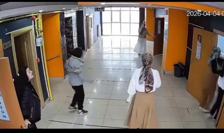 Vandaki depremde, dershanede öğrencilerin yaşadığı panik kamerada