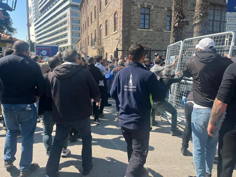 İzmirde belediyenin Meslek Fabrikası Müdürlüğü olarak kullandığı eski DGM binasında tahliye süreci başladı