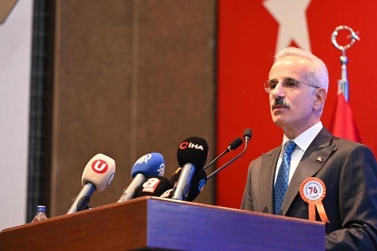 Bakan Uraloğlu: Bölünmüş yol ağımızı 38 bin kilometrenin üzerine ulaştırmayı hedefliyoruz