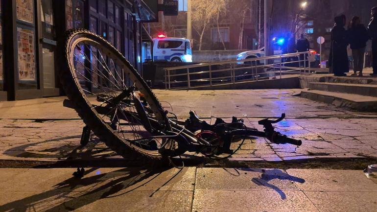 Bisikletle ekmek almaya giderken otomobilin çarptığı ‘Alperen’ ağır yaralandı