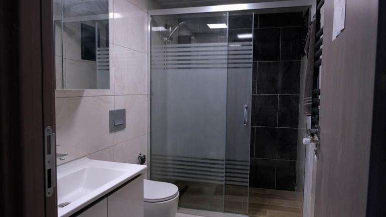 Bakan Kurum, Sazlıbosna’daki İlk Evim Projesi’nin sosyal konutlarını paylaştı