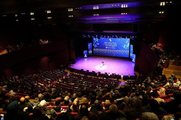 Selçuklu Belediyespor Kulübü sporcuları ödüllerini aldı