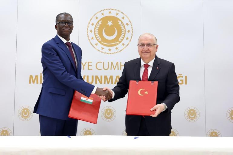 Bakan Güler, Nijer Savunma Bakanı Orgeneral Mody ile görüştü