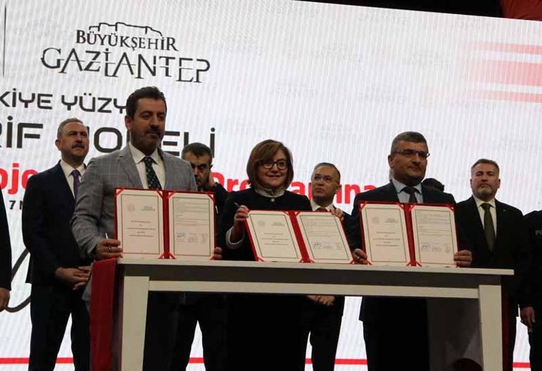 Bakan Tekin: Çocuklar, eğitime hayatına kendi değerlerimizi tanıyarak başlasın istiyoruz