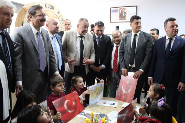 TOBB Başkanı Hisarcıklıoğlu: Türkiyede turizmin ufkunu açan yerlerden biri Kuşadası oldu