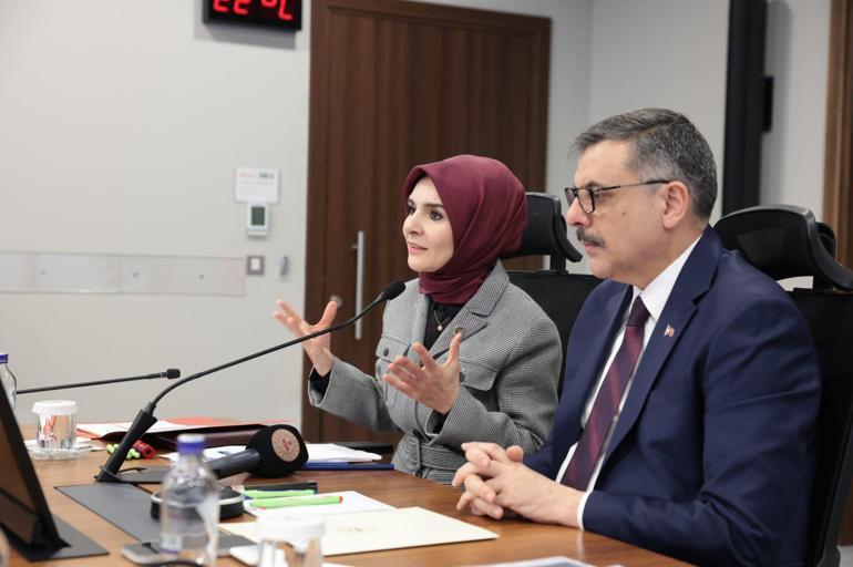 Bakanlar Göktaş ile Çiftçi, valilerle çevrimiçi toplantı gerçekleştirdi