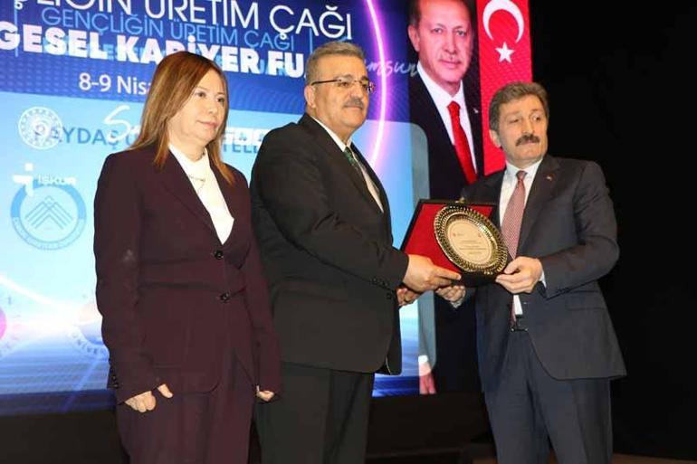 Bakan Yardımcısı Özçelik: İstihdam edilen kişi sayısı 33 milyona ulaştı