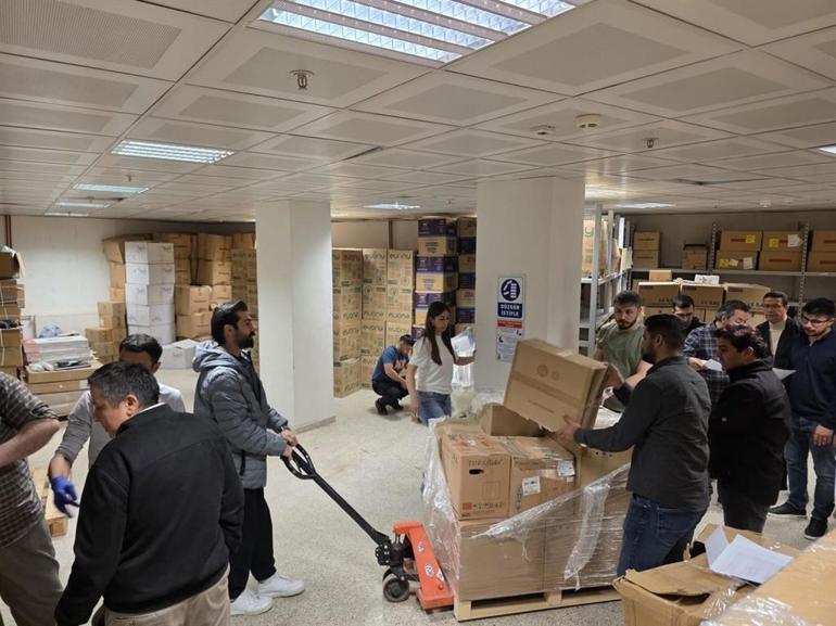 Bakan Memişoğlu: Tıbbi yardım yüklü TIRlarımız İrana yola çıktı
