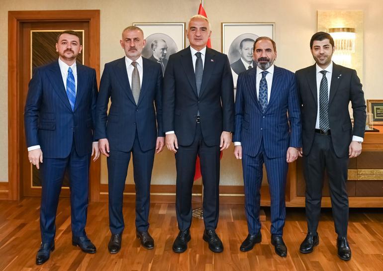 Bakan Ersoy, TFF Başkanı Hacıosmanoğlunu kabul etti