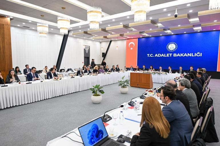 Bakan Gürlek: Suça sürüklenen çocuk kavramını değiştirmemiz gerek