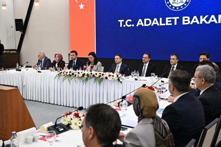 Bakan Gürlek: Suça sürüklenen çocuk kavramını değiştirmemiz gerek