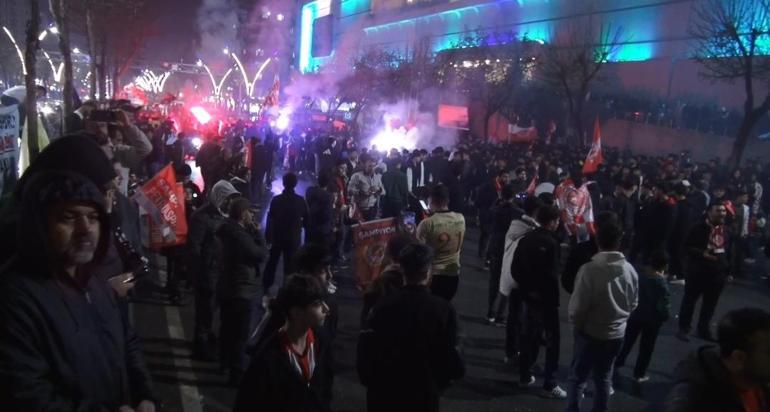 1’inci Lig’e yükselen Batman Petrolspor’a coşkulu karşılama