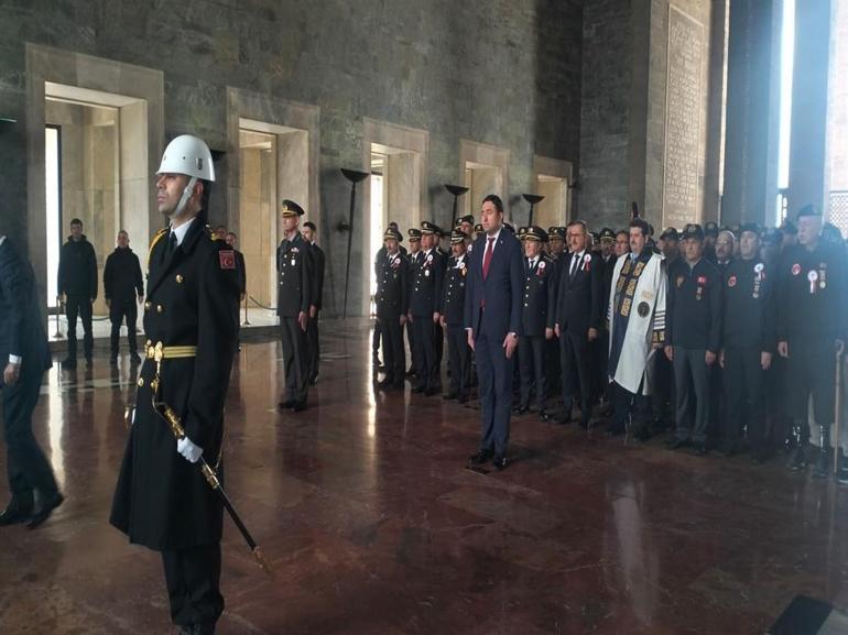 Emniyet teşkilatından Anıtkabire ziyaret