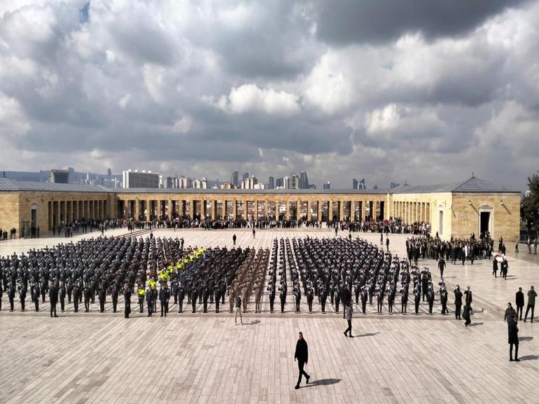 Emniyet teşkilatından Anıtkabire ziyaret