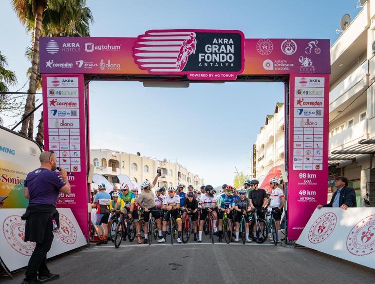 AKRA Gran Fondo Antalya’ya 15 ülkeden 578 sporcu katılacak