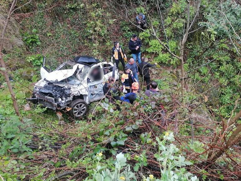 Otomobil uçuruma yuvarlandı; baba ve kızı hayatını kaybetti