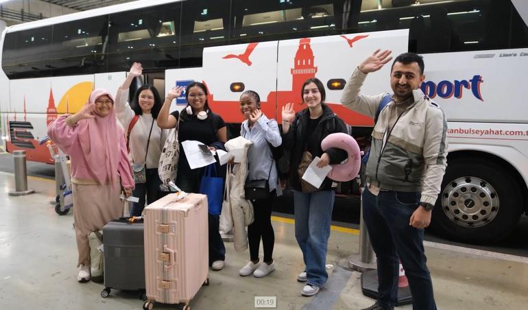 Türkiye Bursları, dünyaya insan kaynağı yetiştiriyor