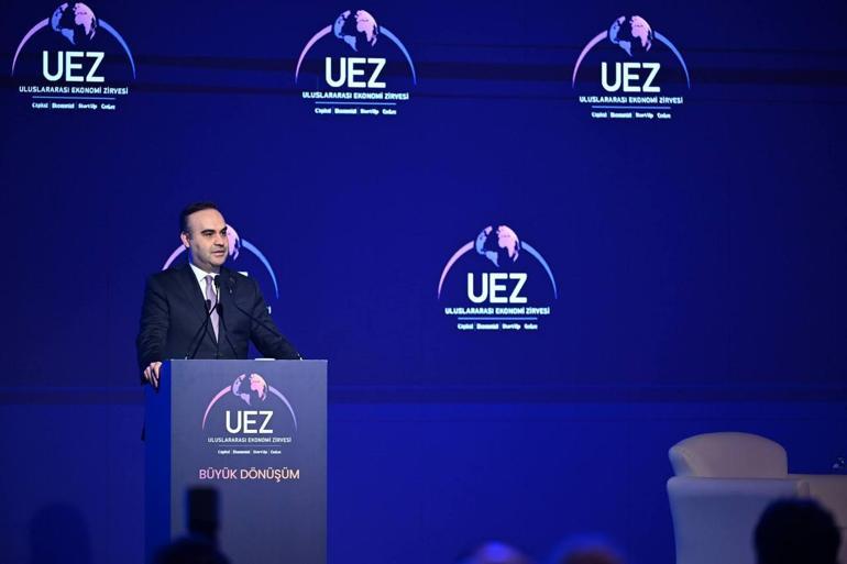 Bakan Kacır: Türkiye başka hiçbir ülkenin yakınsamayı dahi başaramadığı bir ihracat kabiliyeti seviyesine erişti