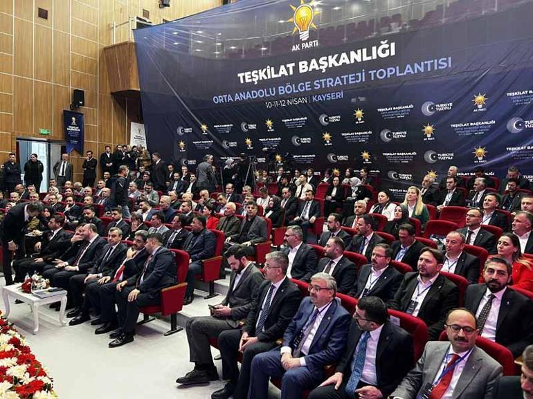 AK Parti’li Büyükgümüş: Ülkemizi ara seçim psikolojisi ile oyalama gayreti içerisindeler