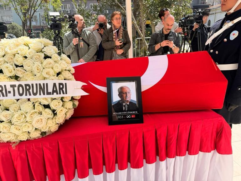 Eski TBMM Başkanı Hüsamettin Cindoruk son yolculuğuna uğurlandı