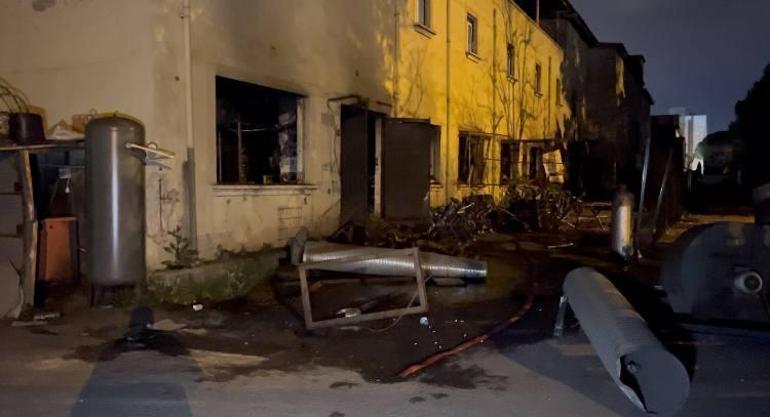 Arnavutköy’de fabrika yangını: 1’i ağır 3 kişi yaralandı