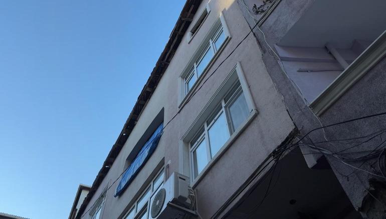 Beyoğlu’da Akşam çay içmeye geleceğiz tehdidiyle ev kurşunladı: Çelik yelekle yakalandı