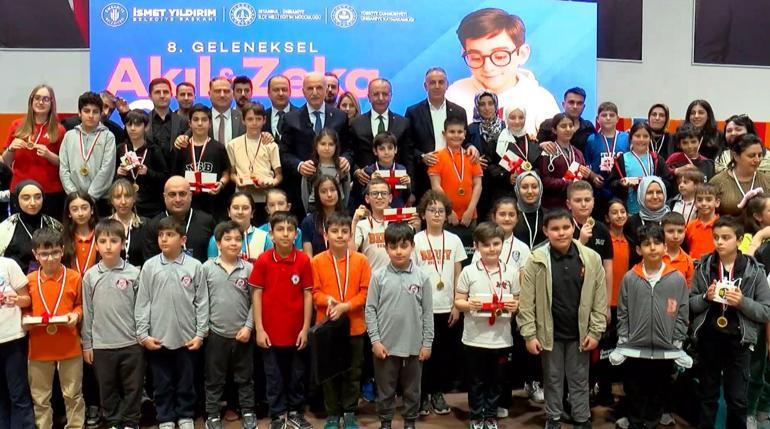 Akıl ve Zeka Oyunları Festivalinde kazananlar ödüllerini aldı