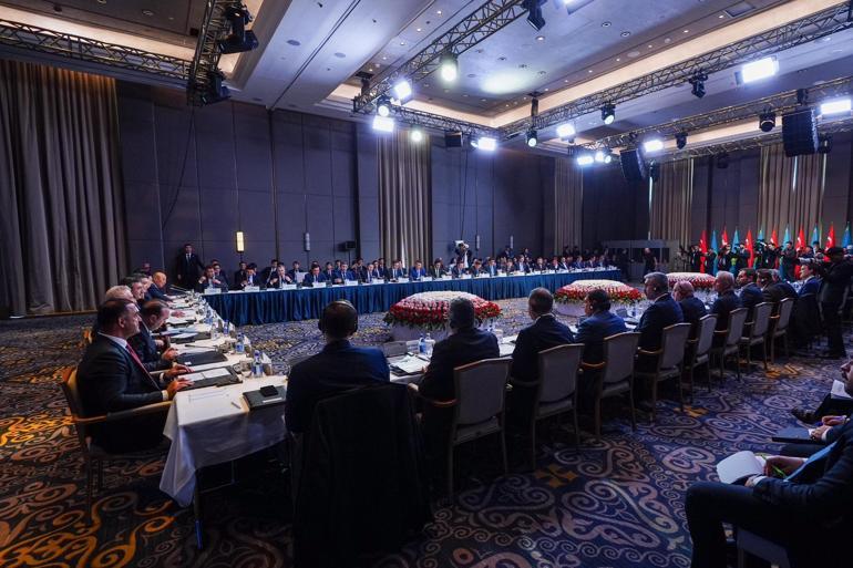 Cumhurbaşkanı Yardımcısı Yılmaz, Türkiye- Kazakistan Yuvarlak Masa Toplantısına katıldı