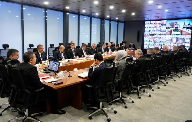 Bakanlar Çiftçi ve Tekin, vali ve milli eğitim müdürleriyle toplantı yaptı