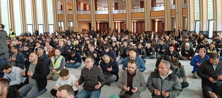 İstanbul Havalimanında şehit polisler için mevlit okutuldu