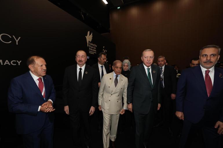 Cumhurbaşkanı Erdoğan: Dünya istikamet buhranı yaşıyor